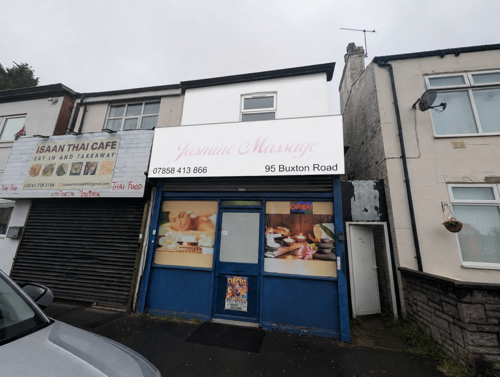 1 bed 1st Floor Flat for rent in Stockport. From Sterling Properties - Bury