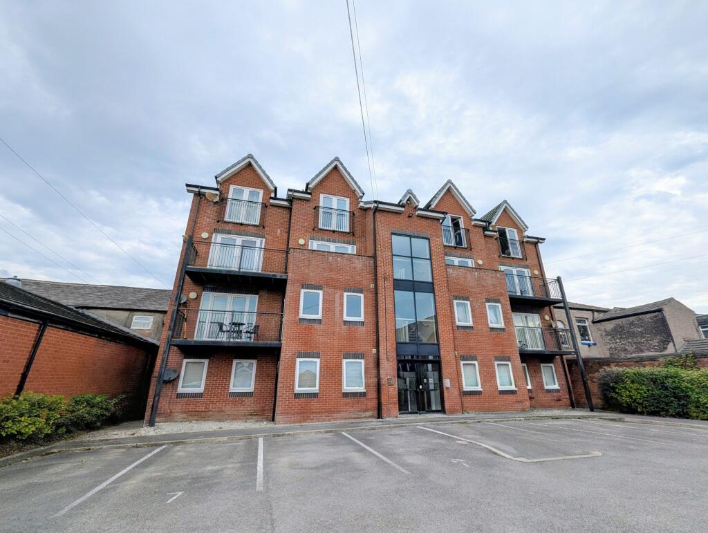 2 bed Apartment for rent in Farnworth. From Sterling Properties - Bury 2 bed Apartment for rent in Farnworth. From Sterling Properties - Bury