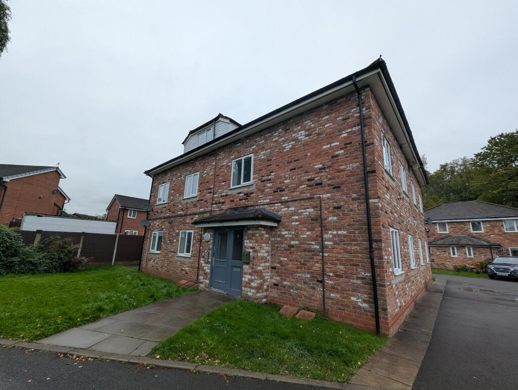 1 bed Apartment for rent in Bury. From Sterling Properties - Bury 1 bed Apartment for rent in Bury. From Sterling Properties - Bury