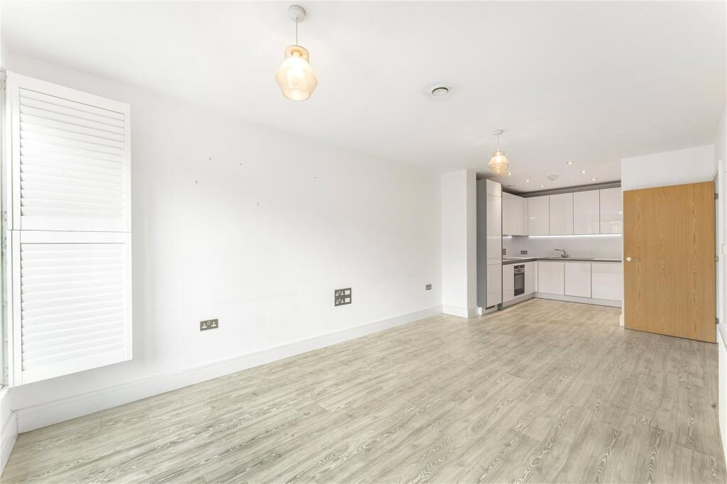1 bed Apartment for rent in London. From Stirling Ackroyd Lettings - Dalston 1 bed Apartment for rent in London. From Stirling Ackroyd Lettings - Dalston