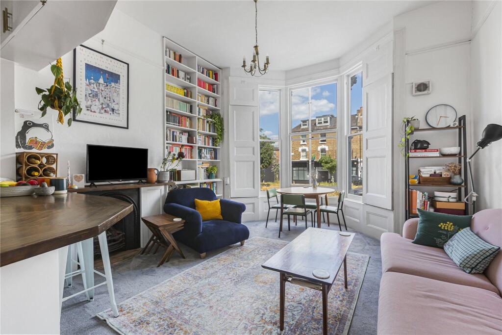 1 bed Apartment for rent in Stoke Newington. From Stirling Ackroyd Lettings - Dalston