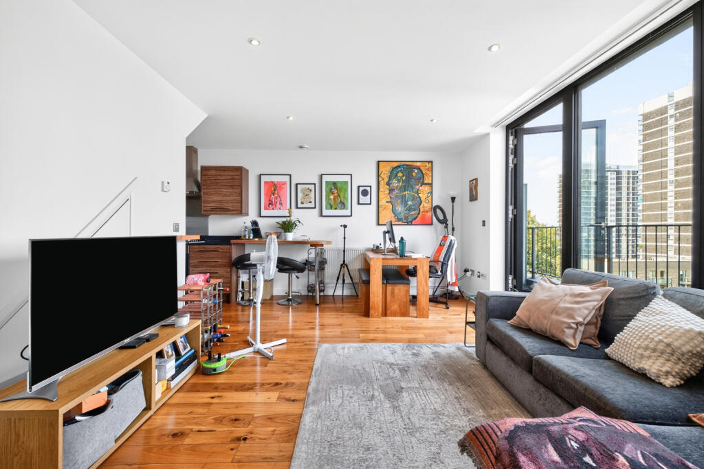2 bed Apartment for rent in Islington. From Stirling Ackroyd Lettings - Dalston