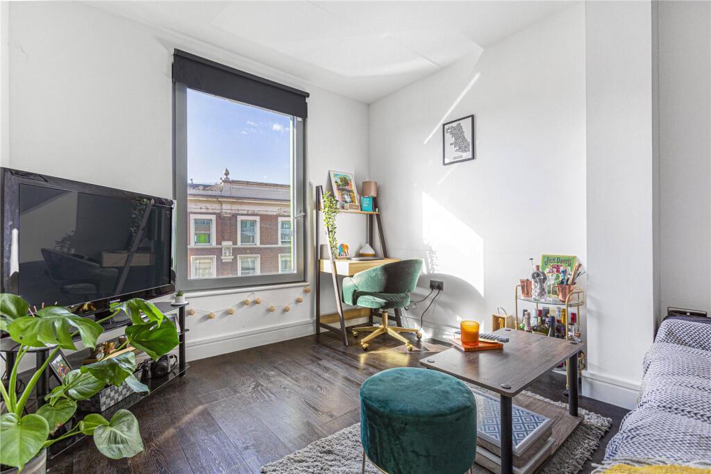 1 bed Apartment for rent in Hackney. From Stirling Ackroyd Lettings - Dalston