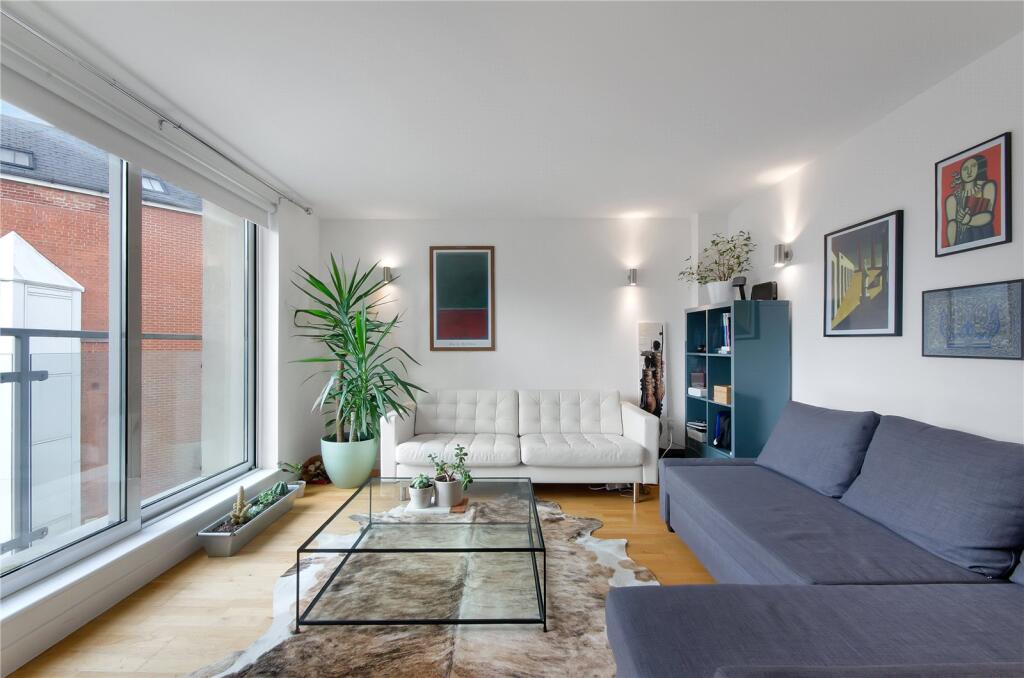 2 bed Apartment for rent in Islington. From Stirling Ackroyd Lettings - Dalston