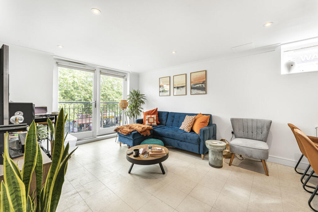 1 bed Apartment for rent in Hackney. From Stirling Ackroyd Lettings - Dalston