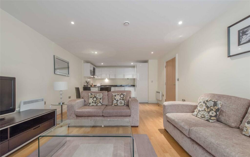 2 bed Apartment for rent in Stoke Newington. From Stirling Ackroyd Lettings - Dalston