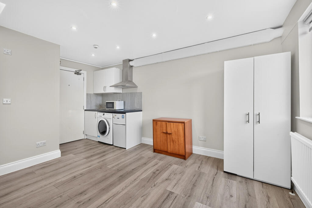 4 bed Studio for rent in London. From Stirling Ackroyd Lettings - Dalston