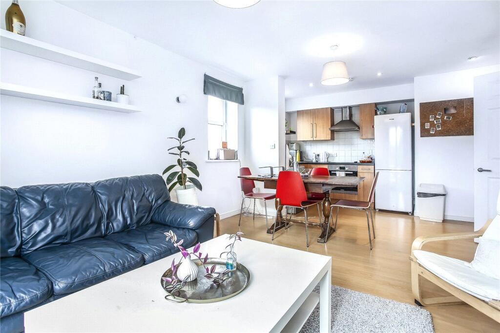 2 bed Apartment for rent in Hackney. From Stirling Ackroyd Lettings - Dalston 2 bed Apartment for rent in Hackney. From Stirling Ackroyd Lettings - Dalston