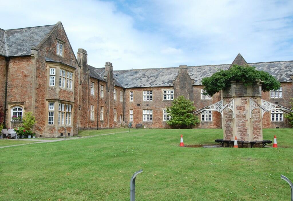 2 bed Apartment for rent in South Horrington. From Stonier Hobbs - Bath