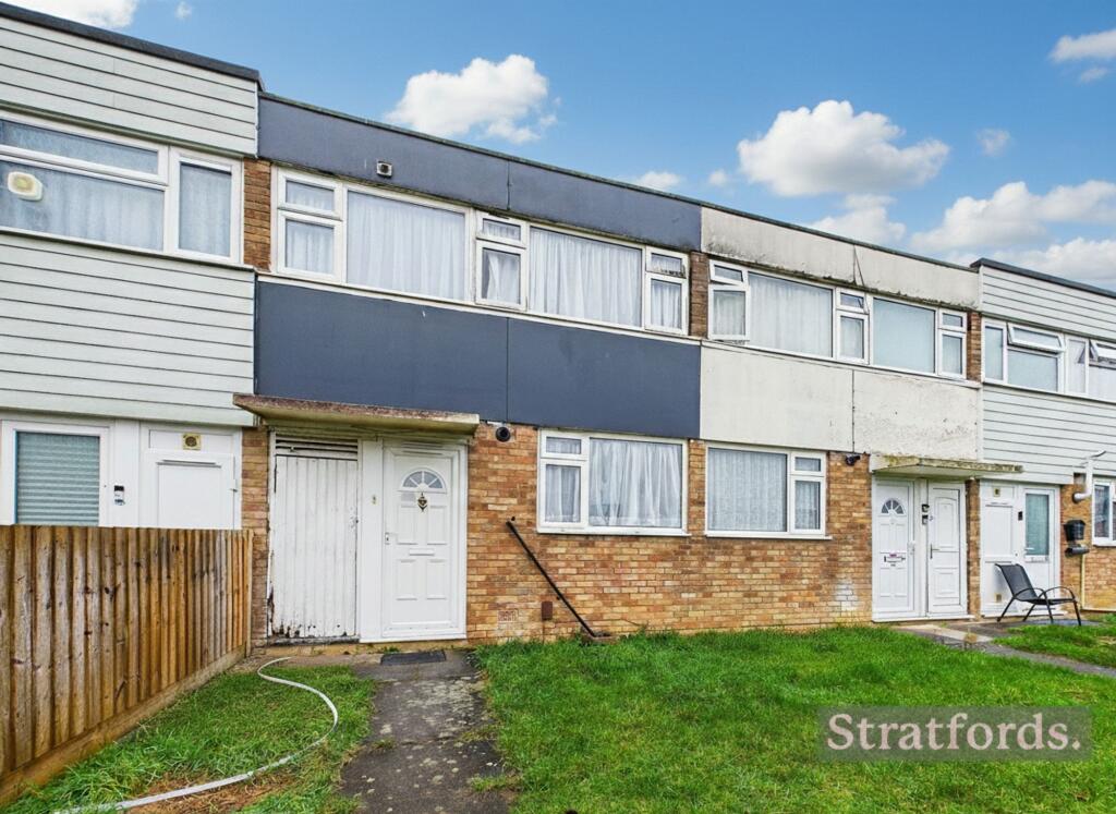 3 bed Mid Terraced House for rent in Bletchley. From Stratfords Property Services - Milton Keynes