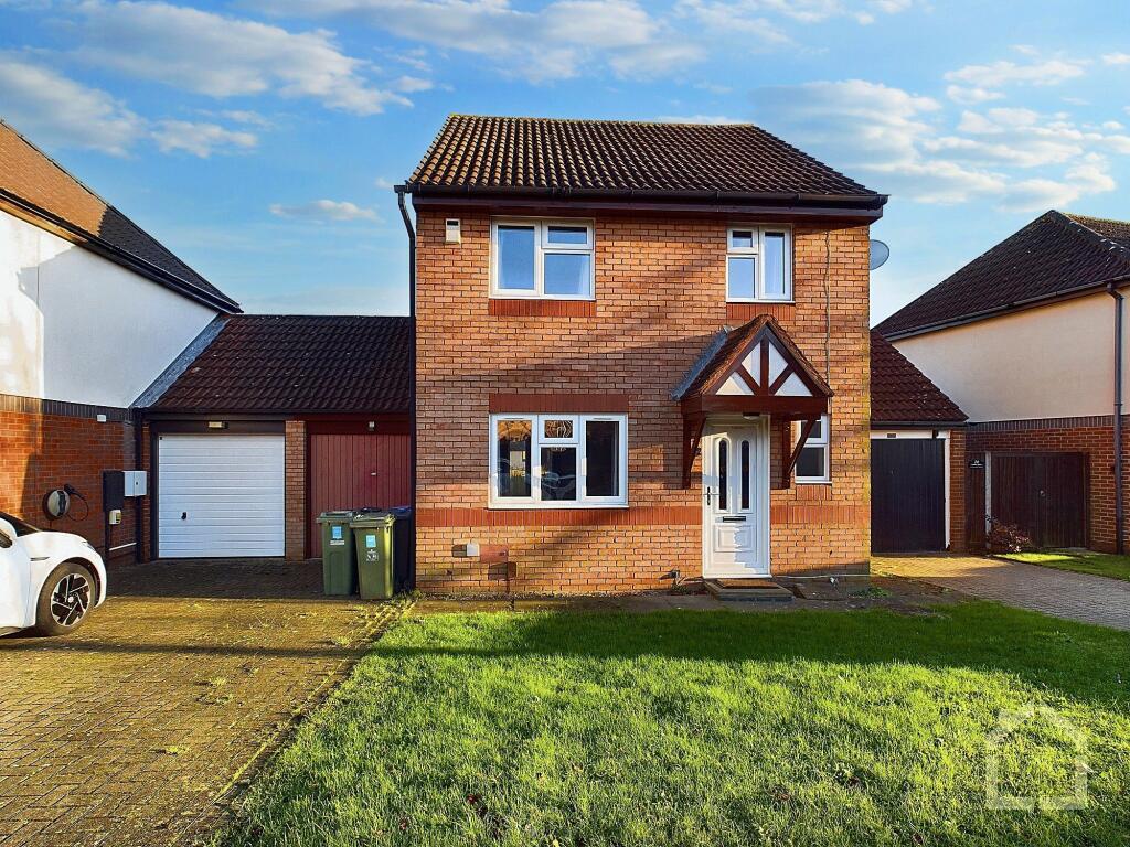 3 bed Detached for rent in Bletchley. From Stratfords Property Services - Milton Keynes