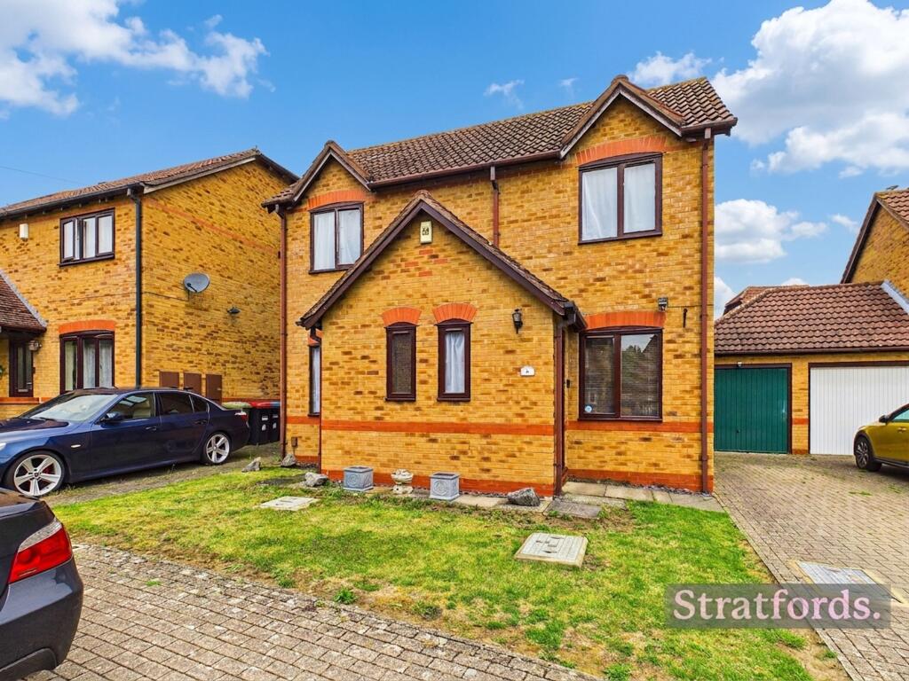 3 bed Detached for rent in Bletchley. From Stratfords Property Services - Milton Keynes