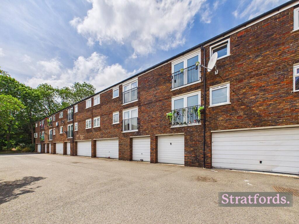 1 bed 1st Floor Flat for rent in Bow Brickhill. From Stratfords Property Services - Milton Keynes