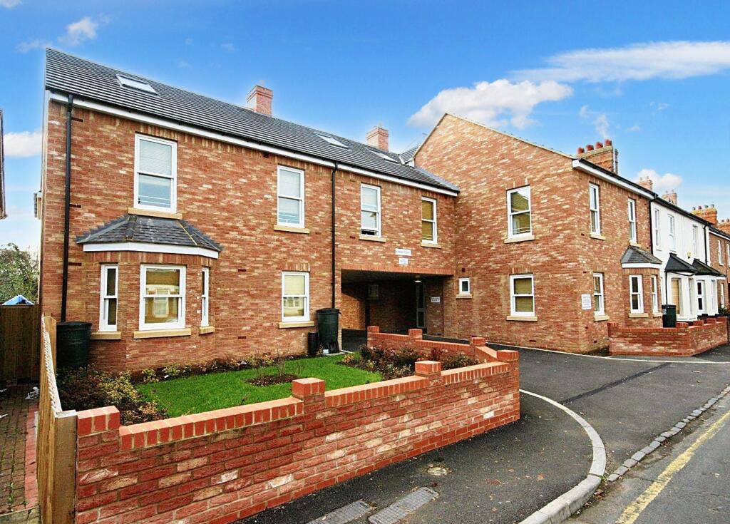 2 bed Apartment for rent in Bletchley. From Stratfords Property Services - Milton Keynes