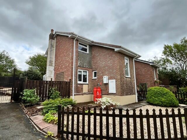 3 bed Semi Detached for rent in Liskeard. From Stratton Creber - Liskeard 3 bed Semi Detached for rent in Liskeard. From Stratton Creber - Liskeard