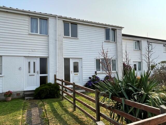 3 bed Mid Terraced House for rent in Looe. From Stratton Creber - Liskeard