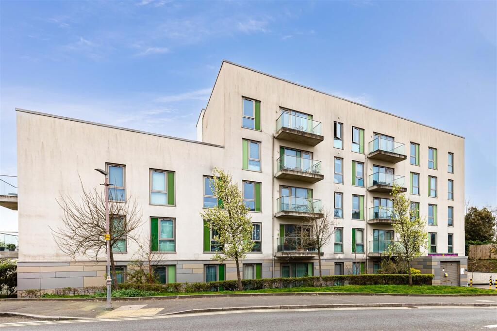 2 bed 1st Floor Flat for rent in Bournemouth. From Stratton Oak Estates - Bournemouth 2 bed 1st Floor Flat for rent in Bournemouth. From Stratton Oak Estates - Bournemouth