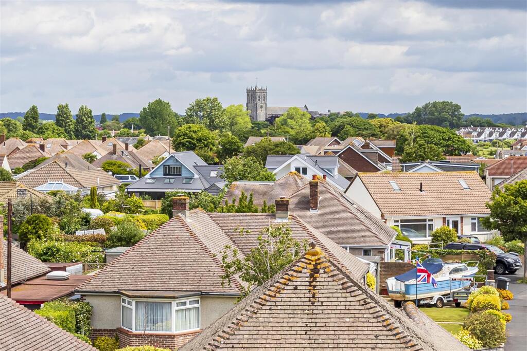 1 bed 1st Floor Flat for rent in Winkton. From Stratton Oak Estates - Bournemouth 1 bed 1st Floor Flat for rent in Winkton. From Stratton Oak Estates - Bournemouth