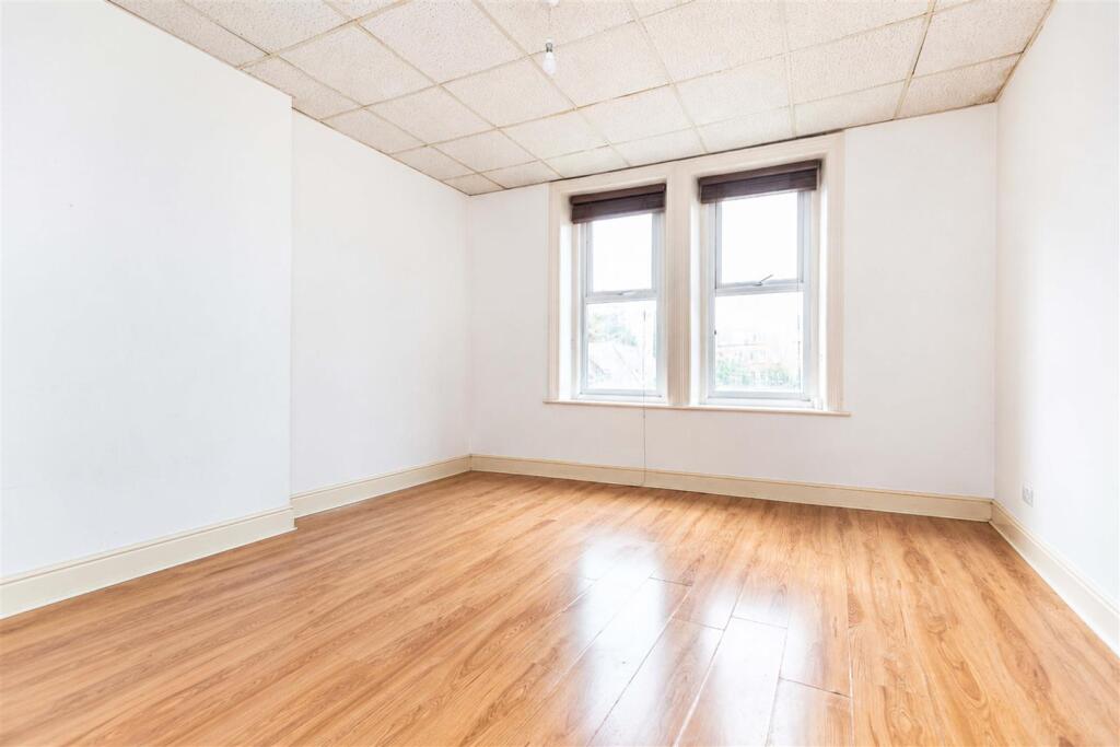 2 bed 1st Floor Flat for rent in Bournemouth. From Stratton Oak Estates - Bournemouth 2 bed 1st Floor Flat for rent in Bournemouth. From Stratton Oak Estates - Bournemouth