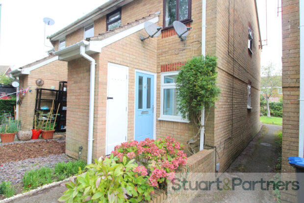 1 bed Apartment for rent in Haywards Heath. From Stuart & Partners - Haywards Heath 1 bed Apartment for rent in Haywards Heath. From Stuart & Partners - Haywards Heath