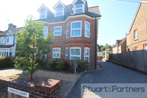2 bed 1st Floor Flat for rent in Haywards Heath. From Stuart & Partners - Haywards Heath 2 bed 1st Floor Flat for rent in Haywards Heath. From Stuart & Partners - Haywards Heath