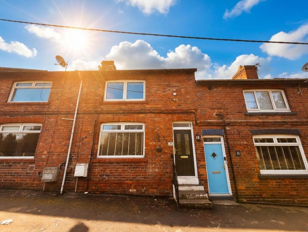 2 bed Mid Terraced House for rent in Durham. From Stuart Edwards - Durham