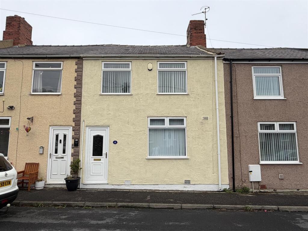 3 bed Mid Terraced House for rent in Sherburn. From Stuart Edwards - Durham 3 bed Mid Terraced House for rent in Sherburn. From Stuart Edwards - Durham