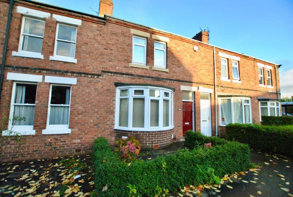 3 bed Mid Terraced House for rent in Durham. From Stuart Edwards - Durham