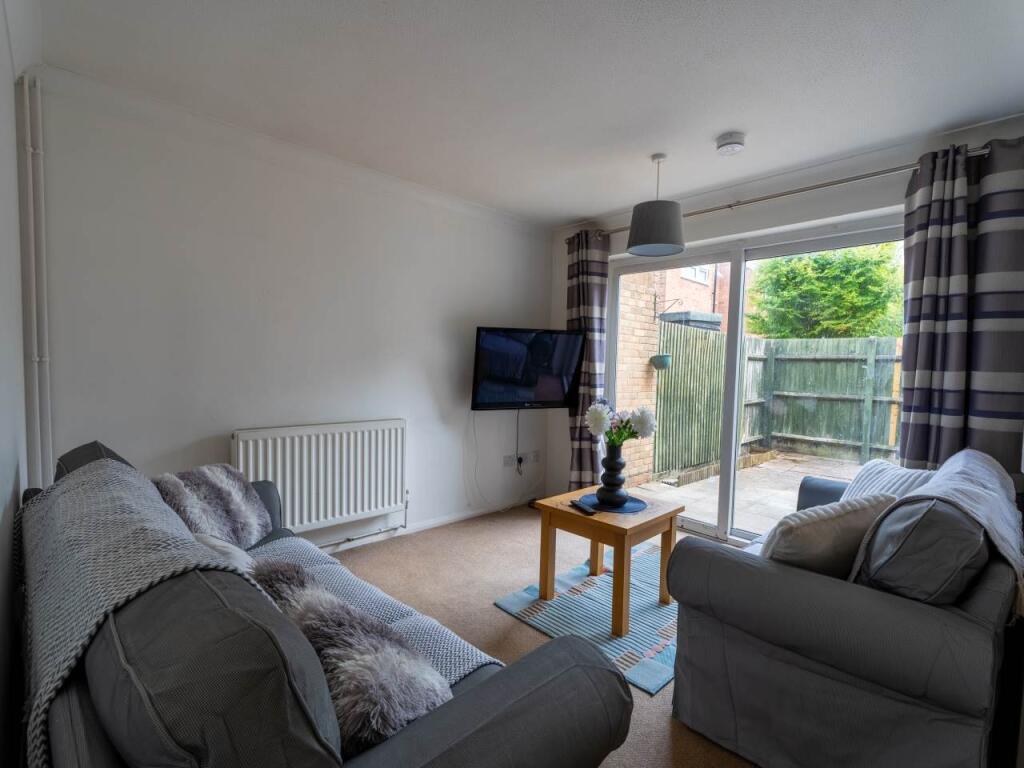 4 bed Detached for rent in Canterbury. From Student Places Ltd - Canterbury