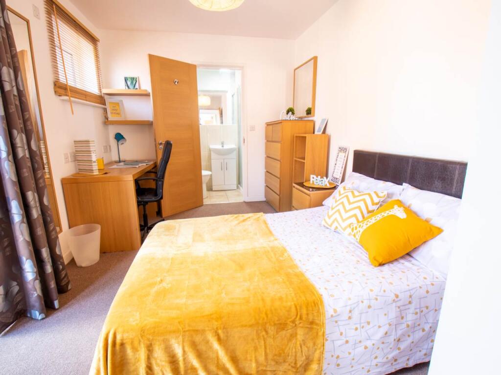 1 bed House Share for rent in Gillingham. From Student Places Ltd - Canterbury