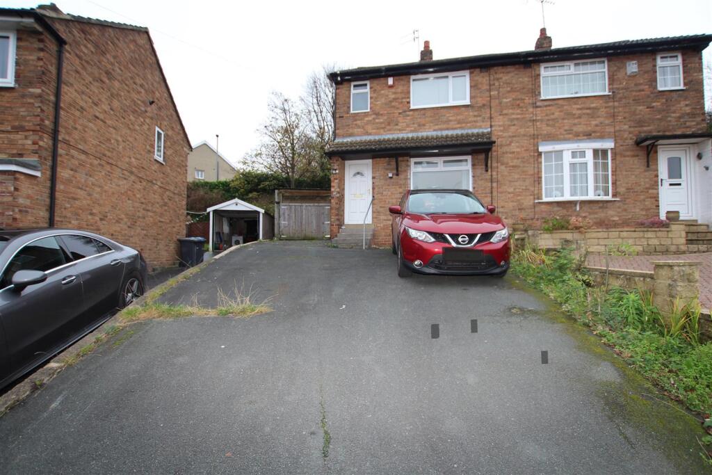 3 bed Semi Detached for rent in Bradford. From Sugdens - Cleckheaton