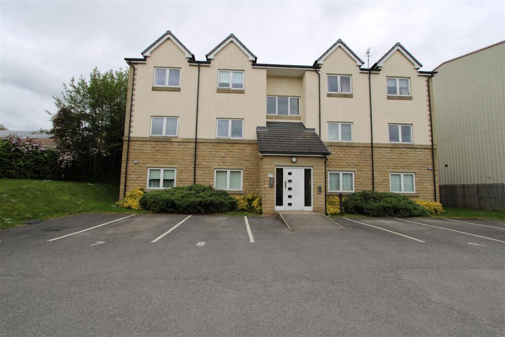 1 bed Apartment for rent in Bradford. From Sugdens - Cleckheaton 1 bed Apartment for rent in Bradford. From Sugdens - Cleckheaton