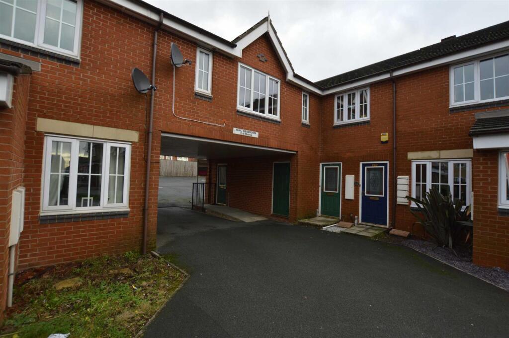1 bed Apartment for rent in Bradford. From Sugdens - Cleckheaton