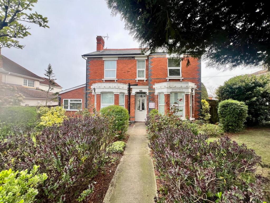 1 bed House Share for rent in Cheltenham. From Sure Property Group - Cheltenham 1 bed House Share for rent in Cheltenham. From Sure Property Group - Cheltenham