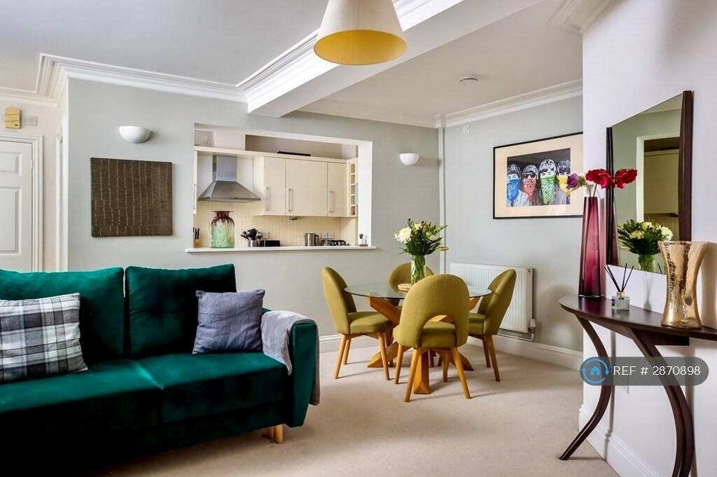 1 bed 1st Floor Flat for rent in Cheltenham. From Sure Property Group - Cheltenham