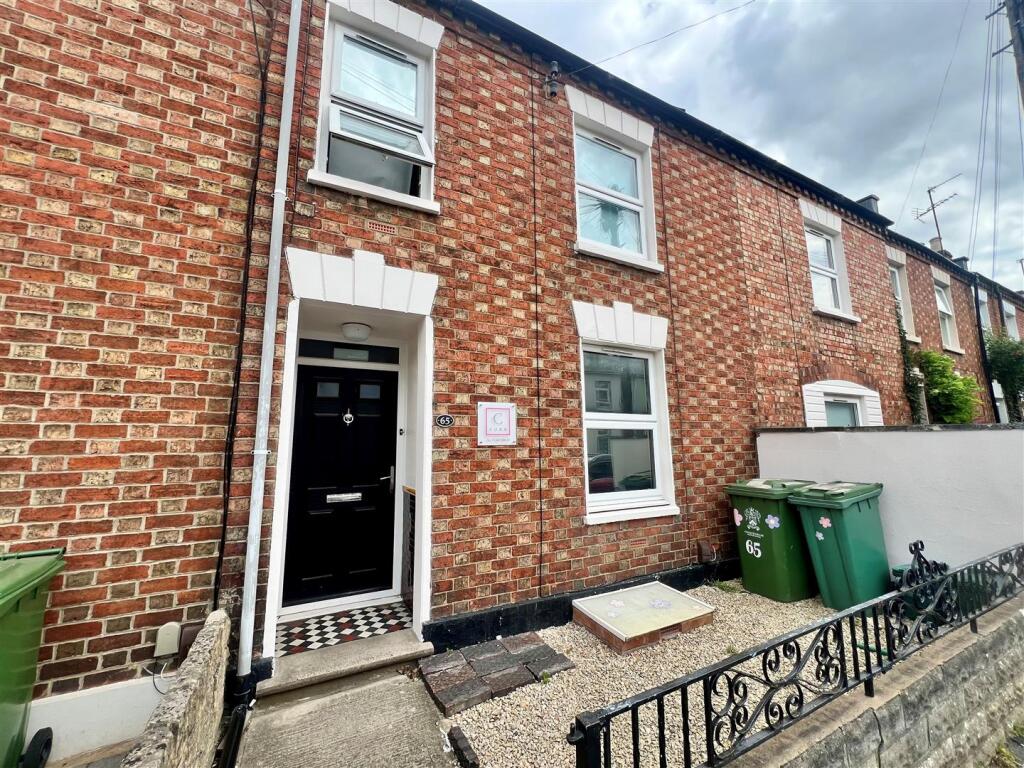 1 bed House Share for rent in Cheltenham. From Sure Property Group - Cheltenham