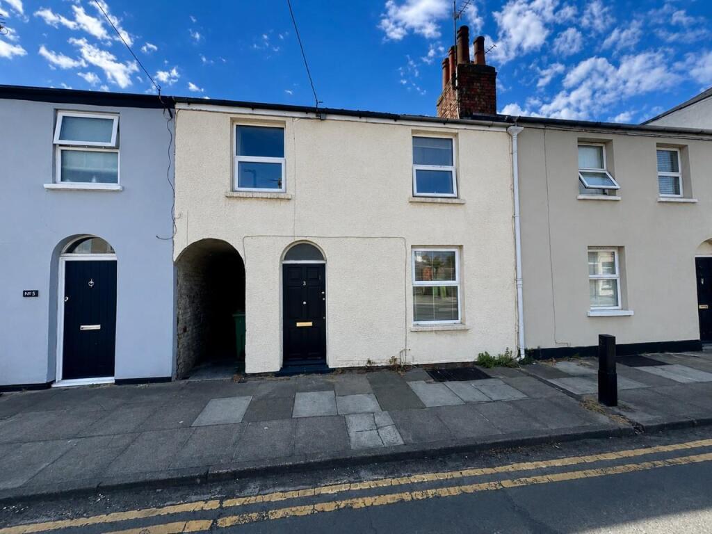 3 bed Mid Terraced House for rent in Prestbury. From Sure Property Group - Cheltenham 3 bed Mid Terraced House for rent in Prestbury. From Sure Property Group - Cheltenham