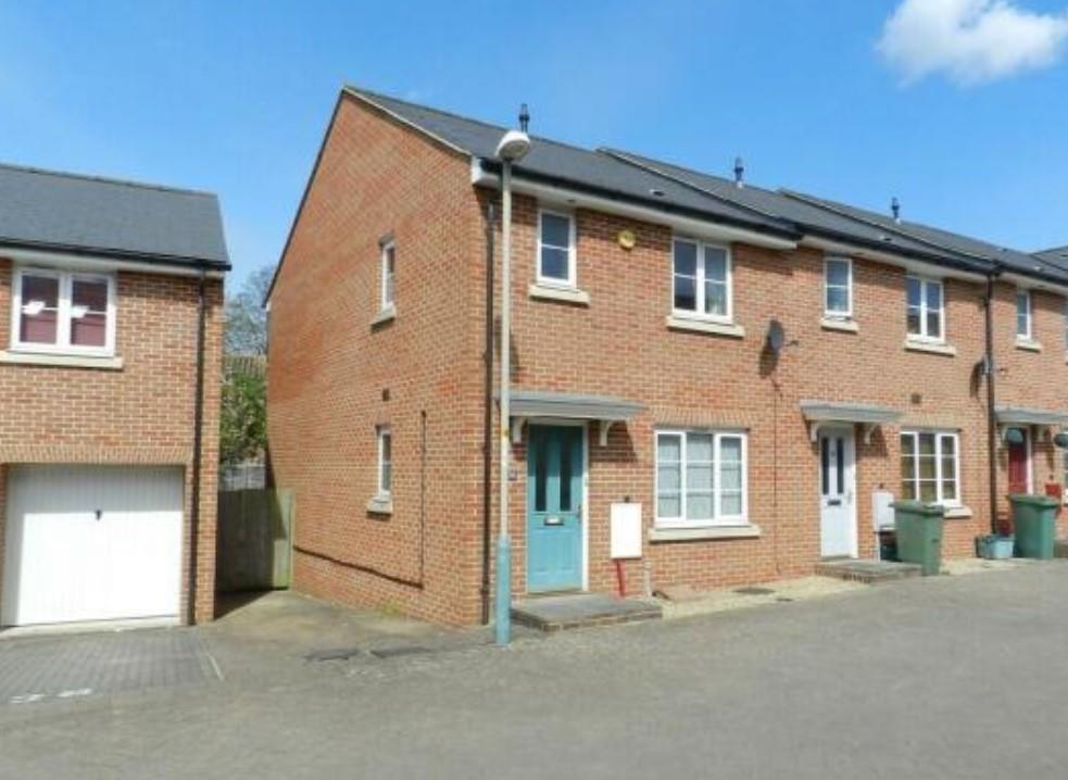 3 bed End of Terrace for rent in Prestbury. From Sure Property Group - Cheltenham 3 bed End of Terrace for rent in Prestbury. From Sure Property Group - Cheltenham