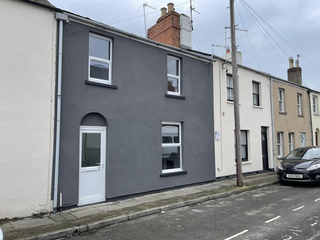 3 bed Mid Terraced House for rent in Cheltenham. From Sure Property Group - Cheltenham