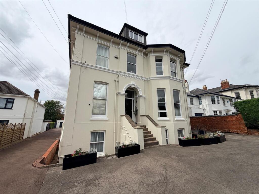 1 bed 1st Floor Flat for rent in Shurdington. From Sure Property Group - Cheltenham