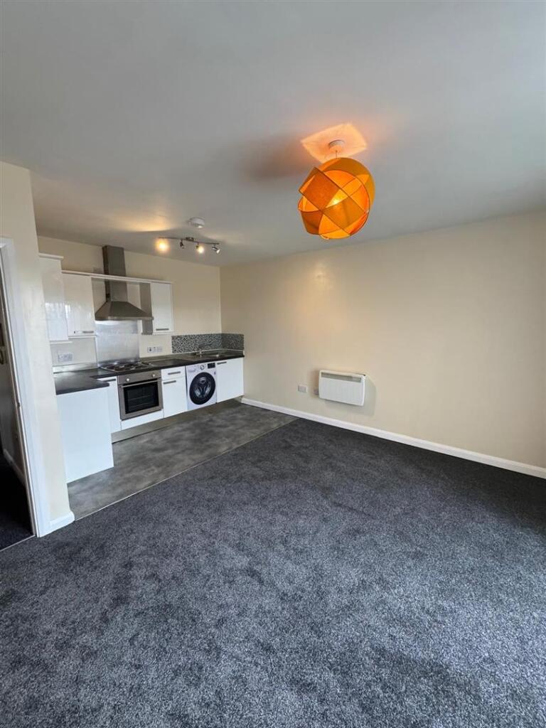 2 bed Apartment for rent in Halifax. From SW Property - Hipperholme