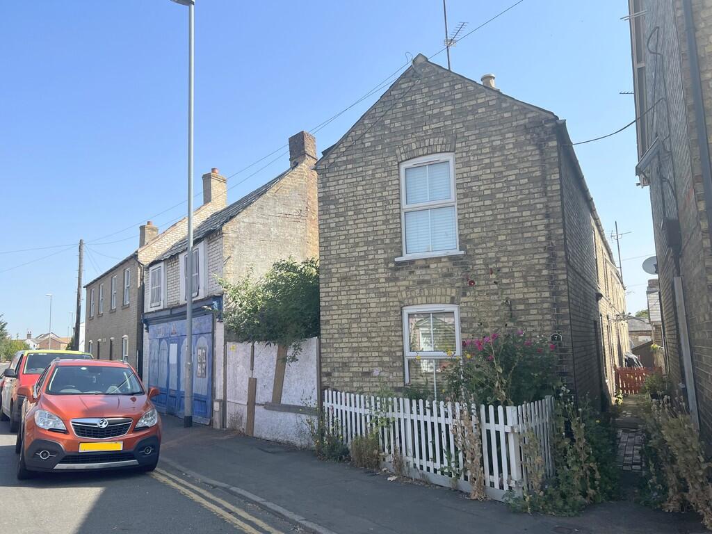 2 bed End of Terrace for rent in Chatteris. From T Payne & Co Ltd - Chatteris