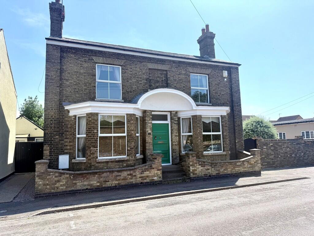 4 bed Detached for rent in Whittlesey. From T Payne & Co Ltd - Chatteris 4 bed Detached for rent in Whittlesey. From T Payne & Co Ltd - Chatteris