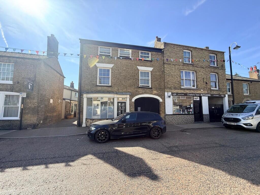 4 bed Semi Detached for rent in Chatteris. From T Payne & Co Ltd - Chatteris 4 bed Semi Detached for rent in Chatteris. From T Payne & Co Ltd - Chatteris