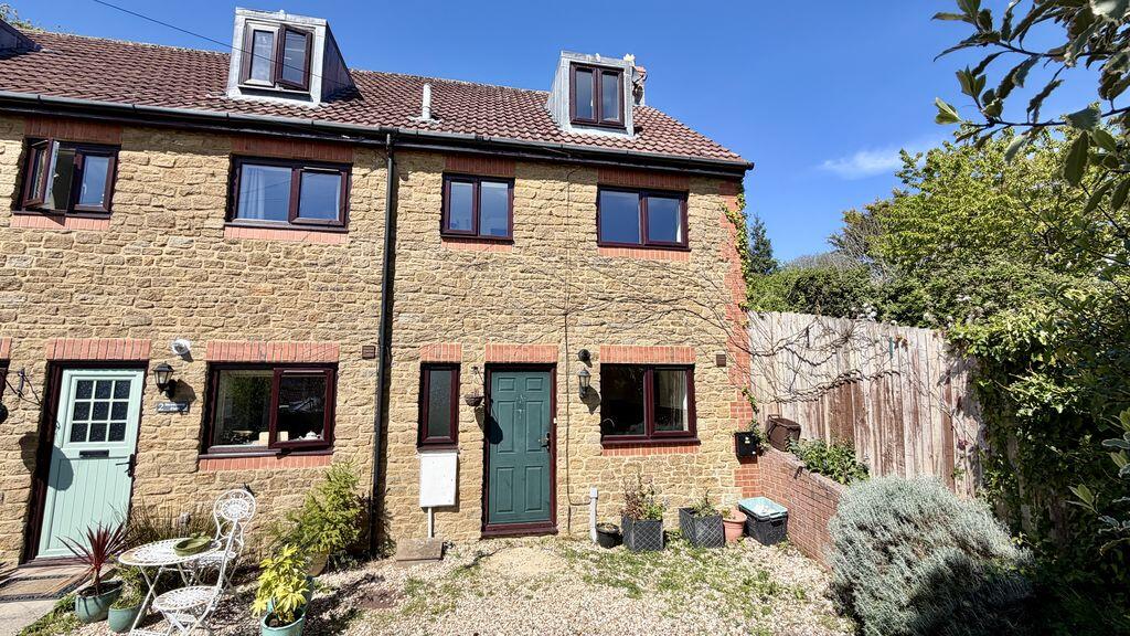 3 bed End of Terrace for rent in Ilminster. From Tarr Residential - Chard