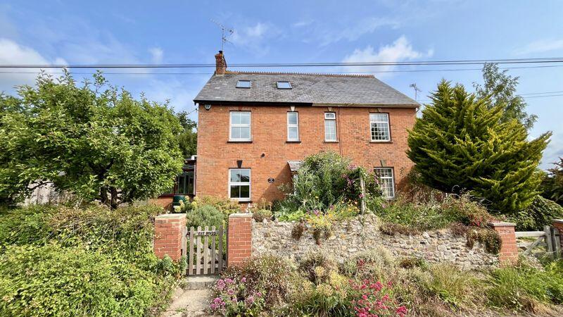3 bed Semi Detached for rent in Ashill. From Tarr Residential - Chard 3 bed Semi Detached for rent in Ashill. From Tarr Residential - Chard