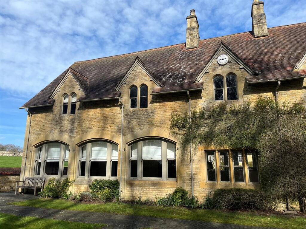 4 bed Semi Detached for rent in Stow-on-the-Wold. From Tayler & Fletcher - Bourton On The Water