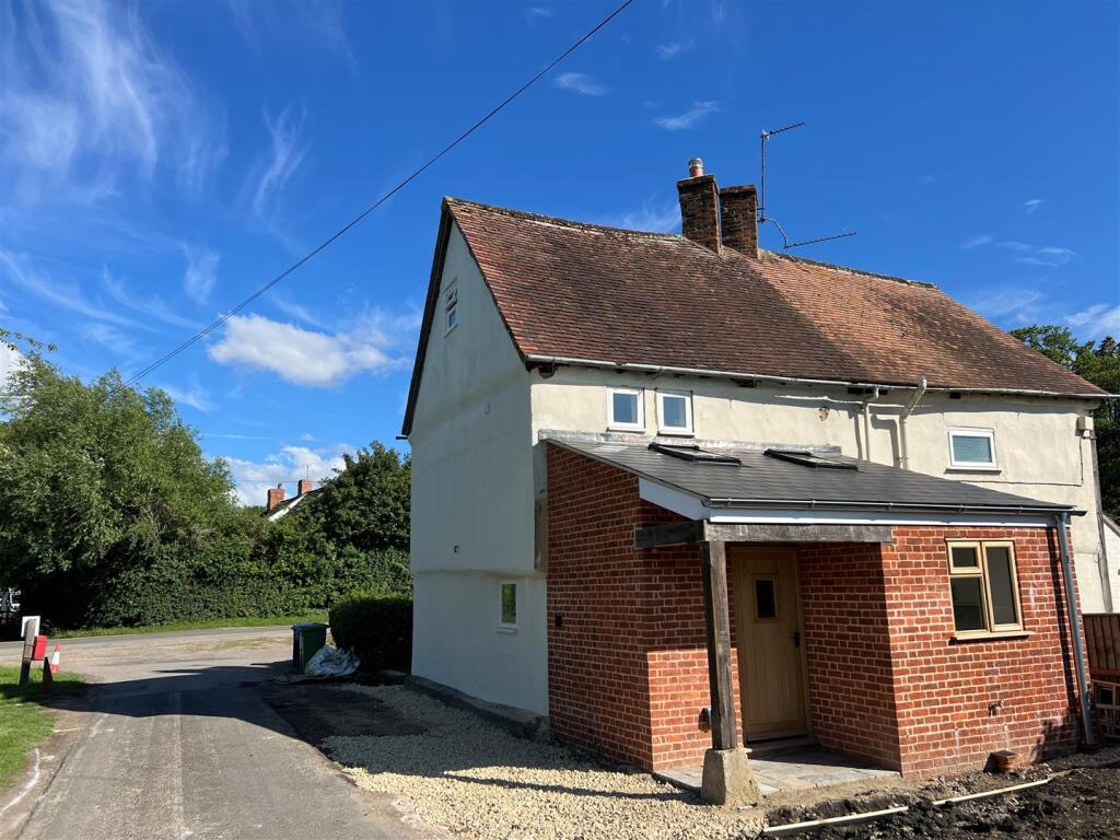2 bed Semi Detached for rent in Uckington. From Tayler & Fletcher - Bourton On The Water