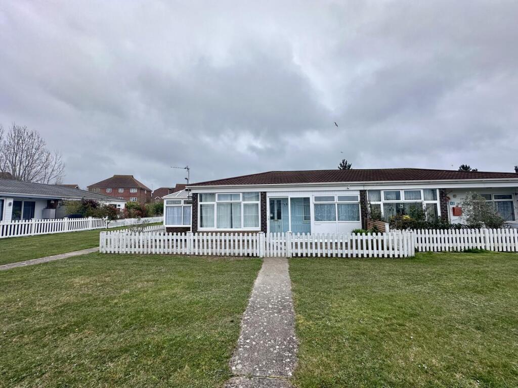 2 bed Semi-detached bungalow for rent in Eastbourne. From Taylor Engley - Eastbourne