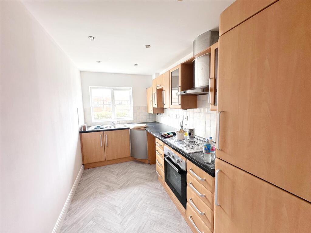 2 bed 1st Floor Flat for rent in Crumbles. From Taylor Engley - Eastbourne